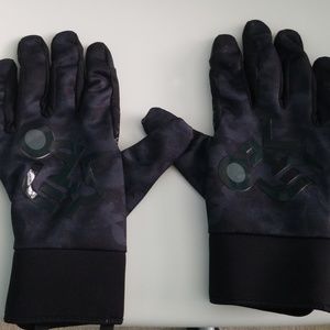 Oakley gloves